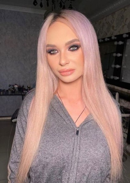 Проститутка Майя